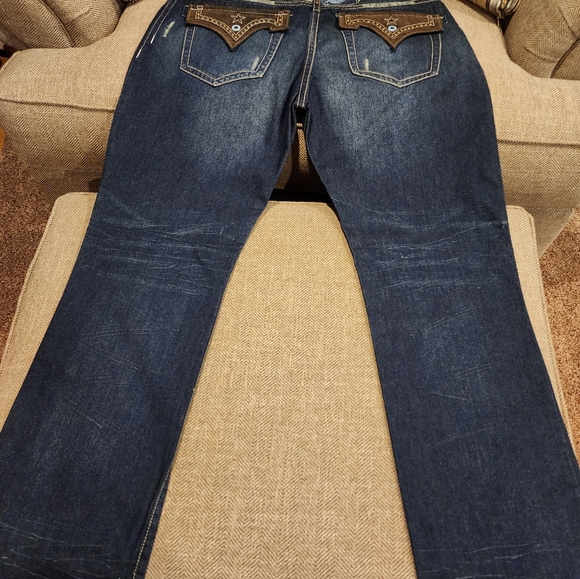 Robin's jeans - Picture 6 of 7